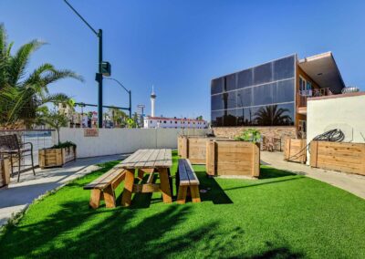 On the Boulevard | Extended-Stay, Hotel-Style Living Spaces | Common Sitting Area